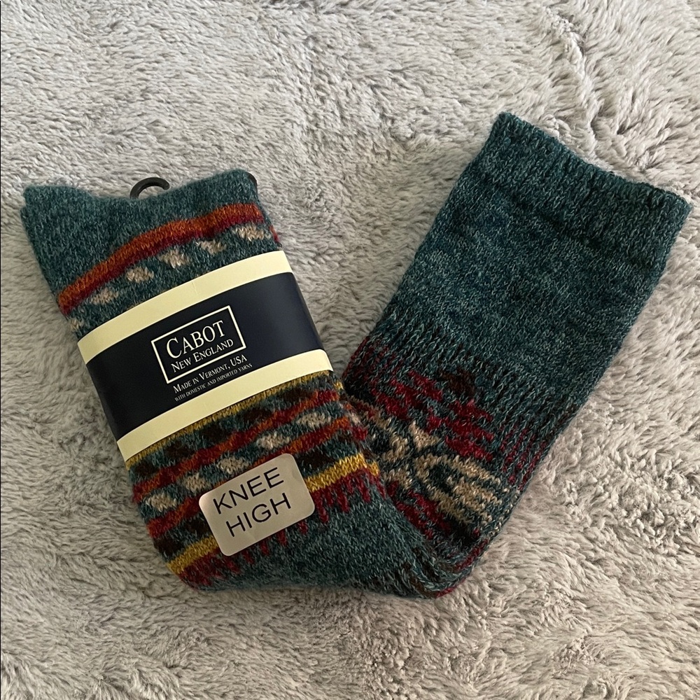 Cabot Ladies Knee High Socks - Green Fair Isles